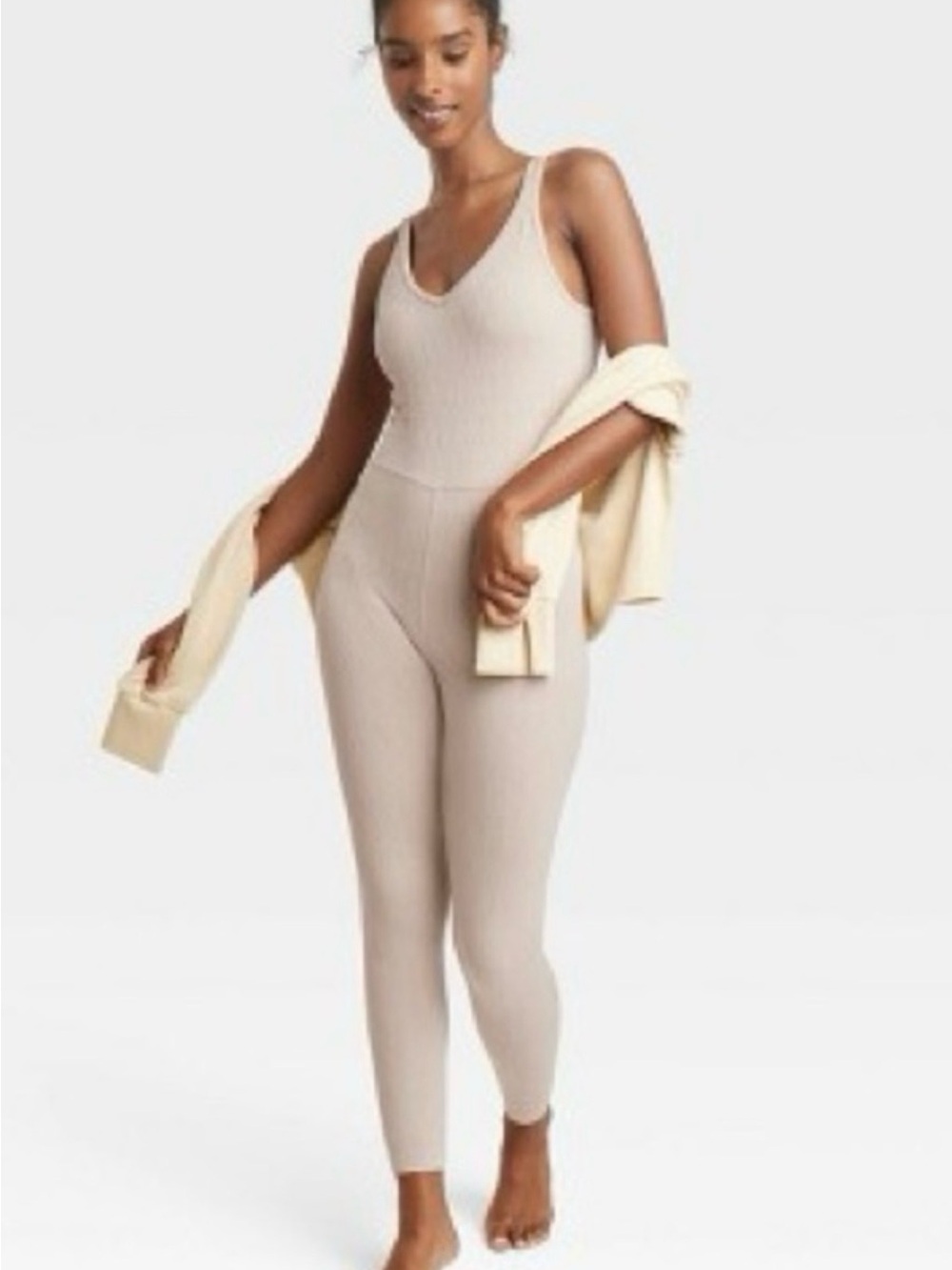 Textured Scoop-Back Jumpsuit in Light Beige - Picture 5 of 9